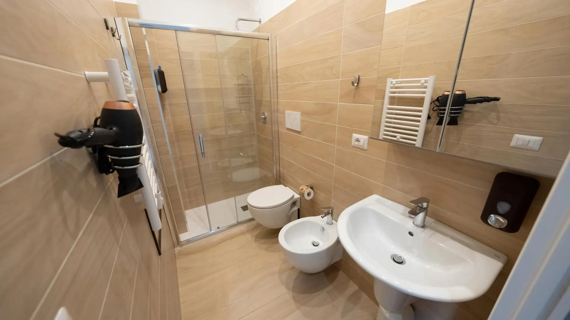 Hotel Palazzo Ennio Bari Pensjonat